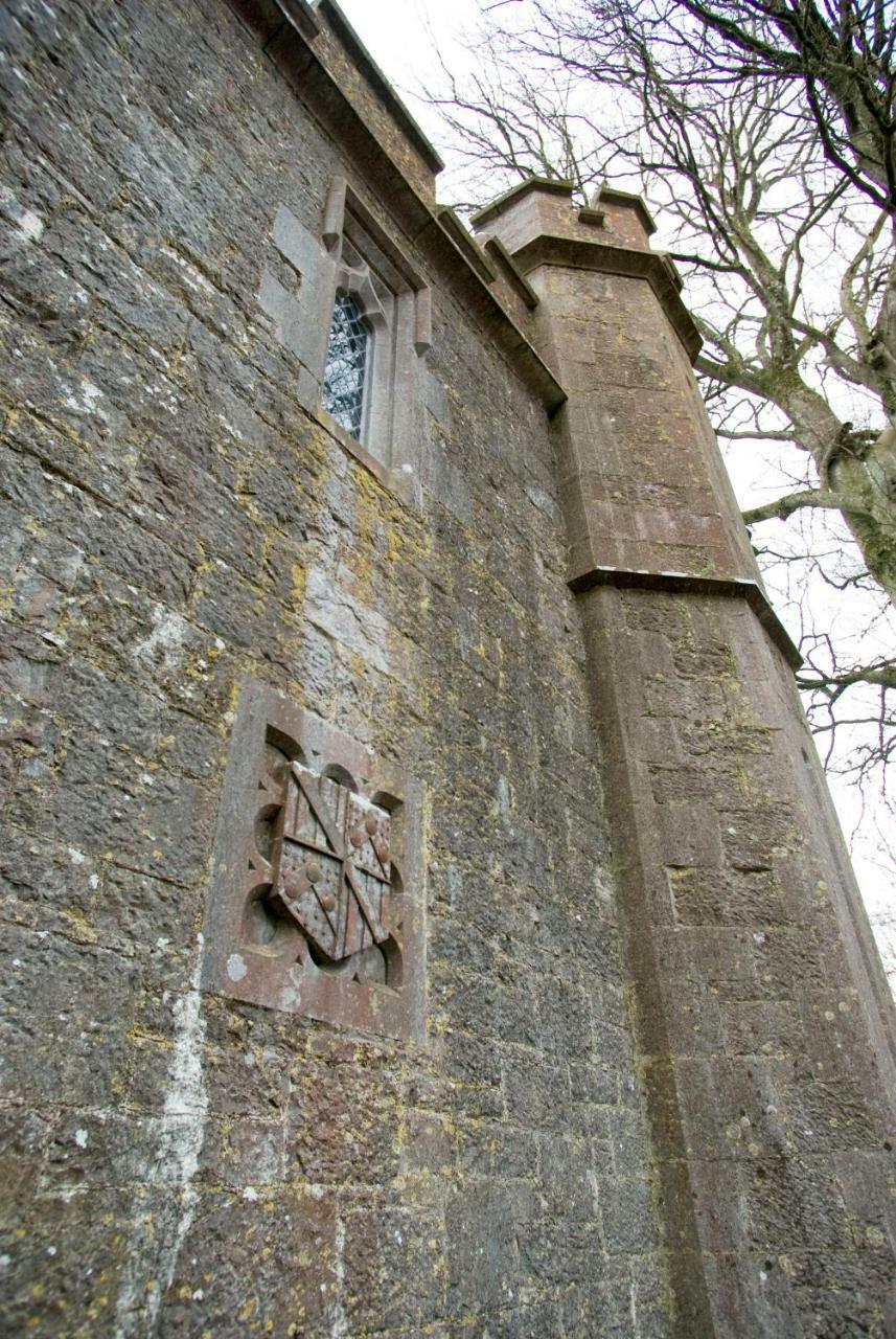 Villa Anne'S Grove Miniature Castle Castletownroche Exterior foto